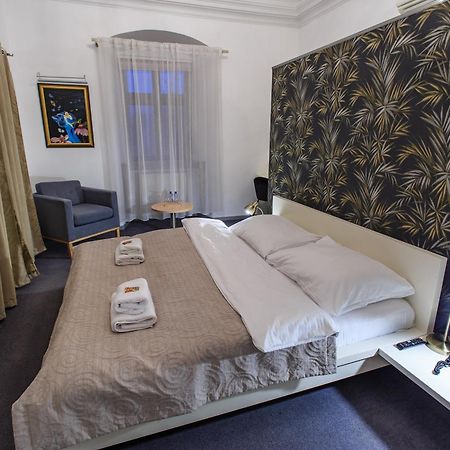 Hotel Villa Necas Zilina Ngoại thất bức ảnh