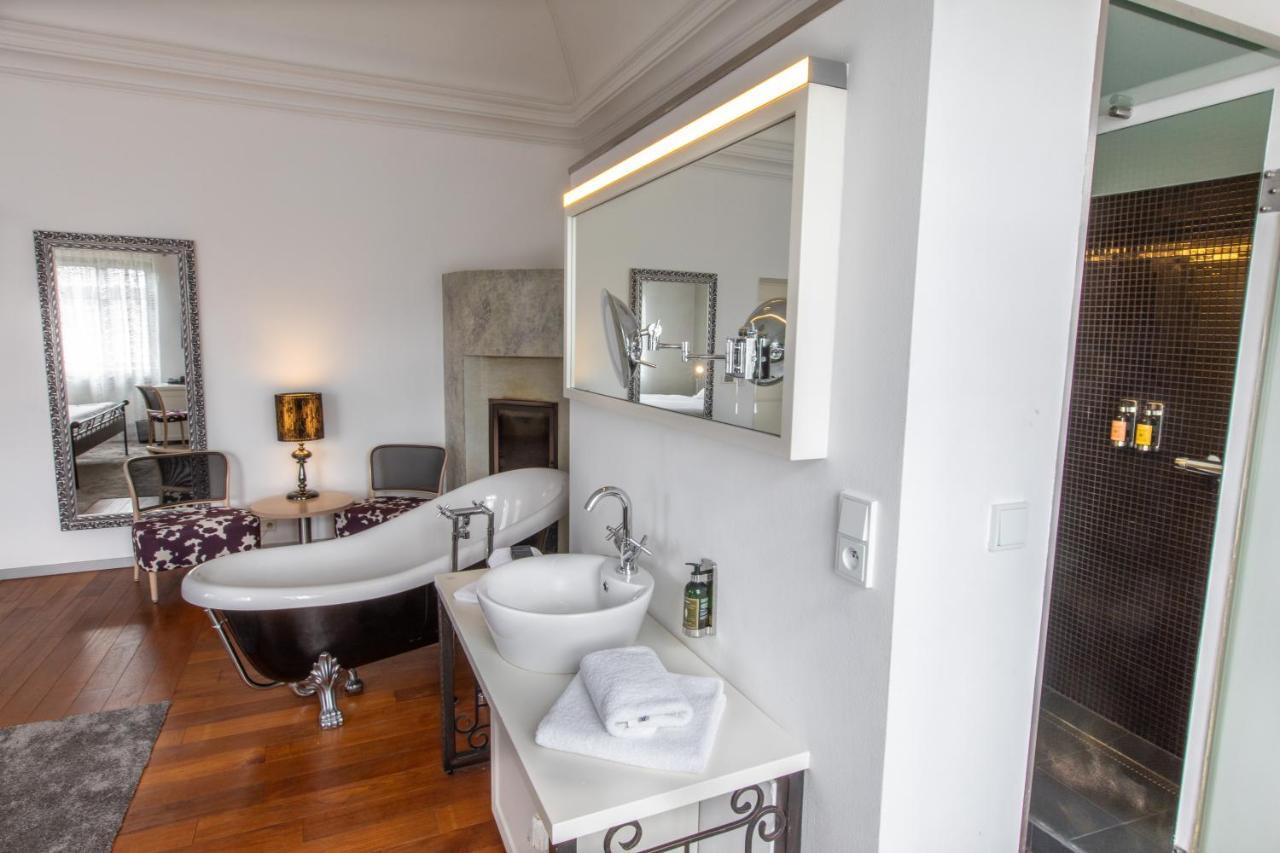 Hotel Villa Necas Zilina Ngoại thất bức ảnh