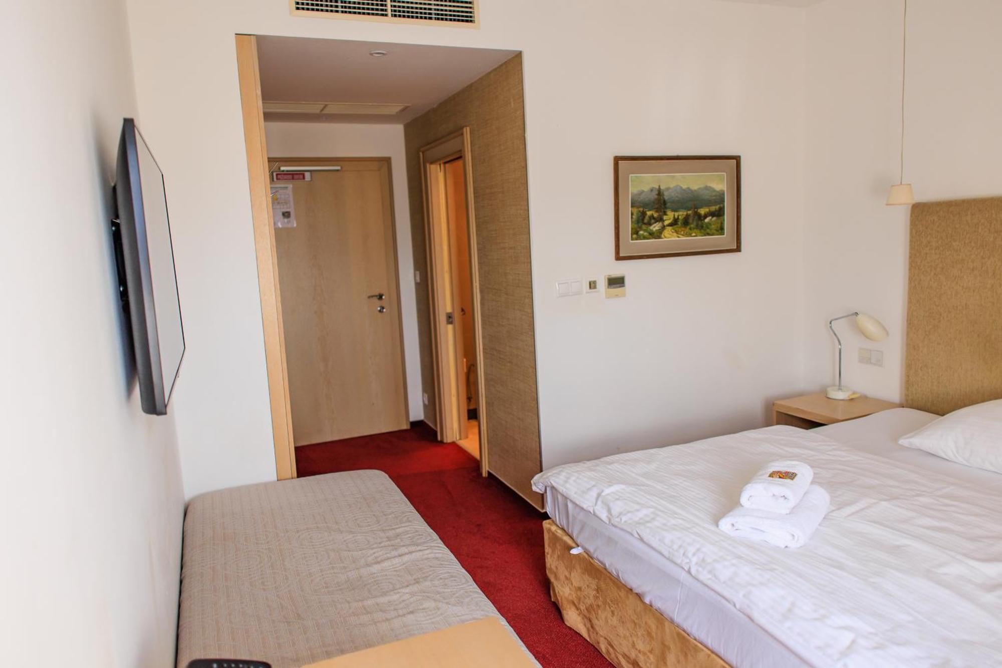 Hotel Villa Necas Zilina Ngoại thất bức ảnh